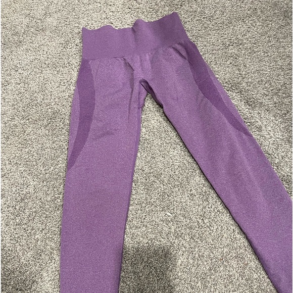 GUC. Size small. Glute and thigh shading. Smoke free home - Picture 1 of 2